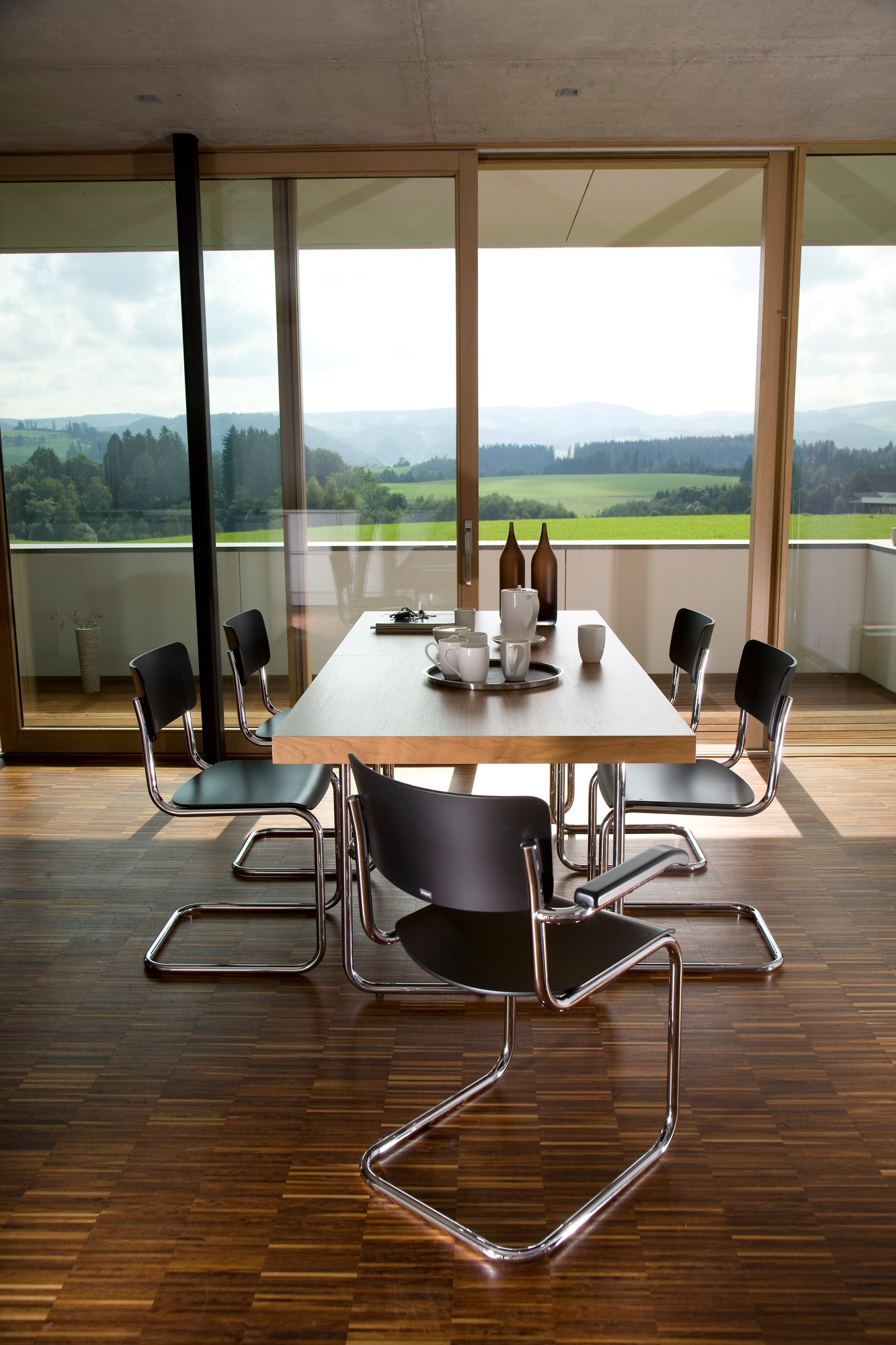 S 43 Stahlrohr Klassiker Freischwinger SCHWARZ - CHROM Thonet EINZELSTÜCK
