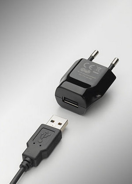 ZETT USB Wandleuchte / Tischleuchte Baltensweiler