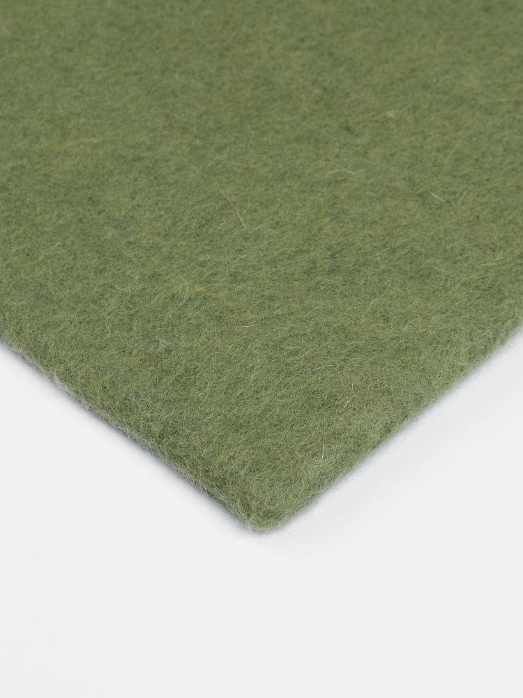 Mono Rechteckig Filzteppich 180 x 260 cm myfelt Kaspar (grün)