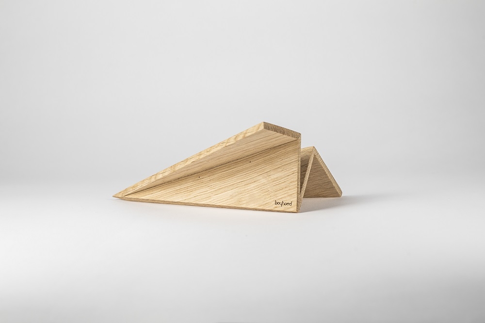 Maverick Paperplane Holzfigur Papierflugzeug Boyhood groß Eiche natur EINZELSTÜCK