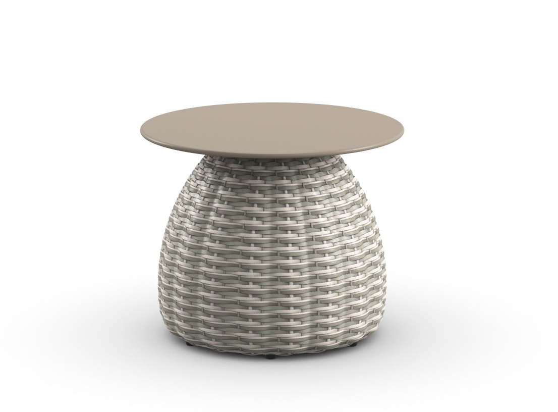 Dedon Porcini Beistelltisch mit runder Tischplatte und geflochtenem Korpus in Grau- und Weißtönen.