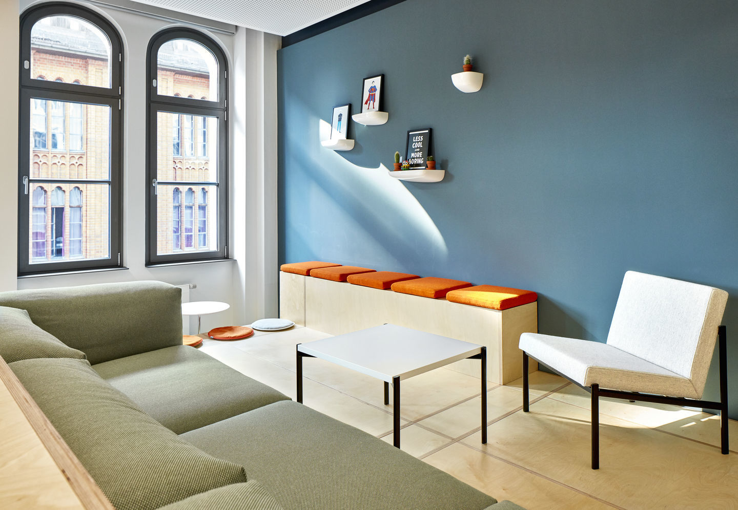 Corniches Wandboard Medium Vitra
