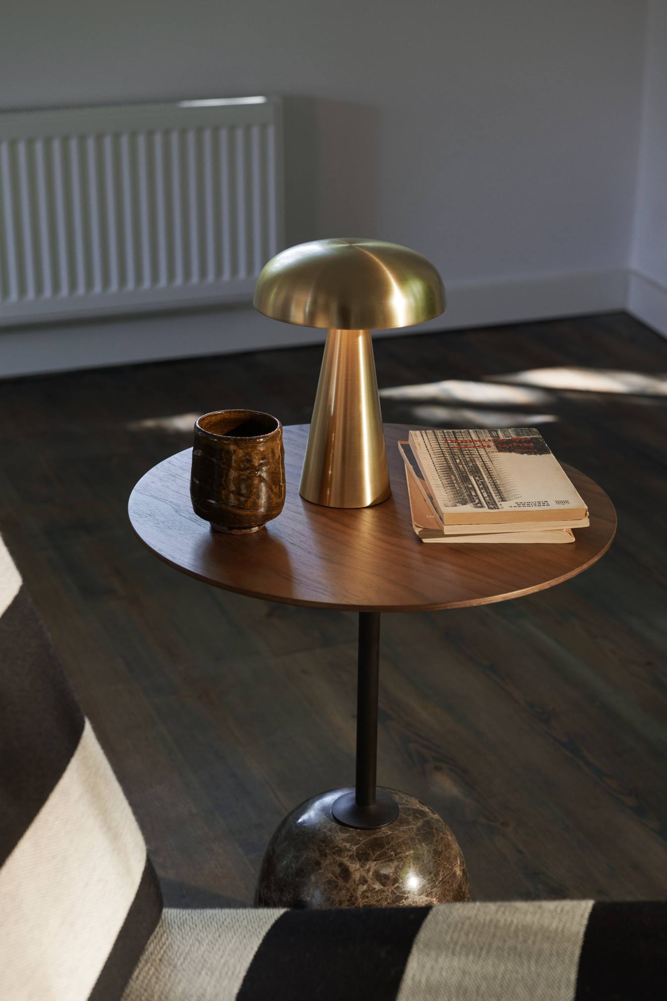 Lato LN8 / LN9 Beistelltisch mit Holzplatte AndTradition 