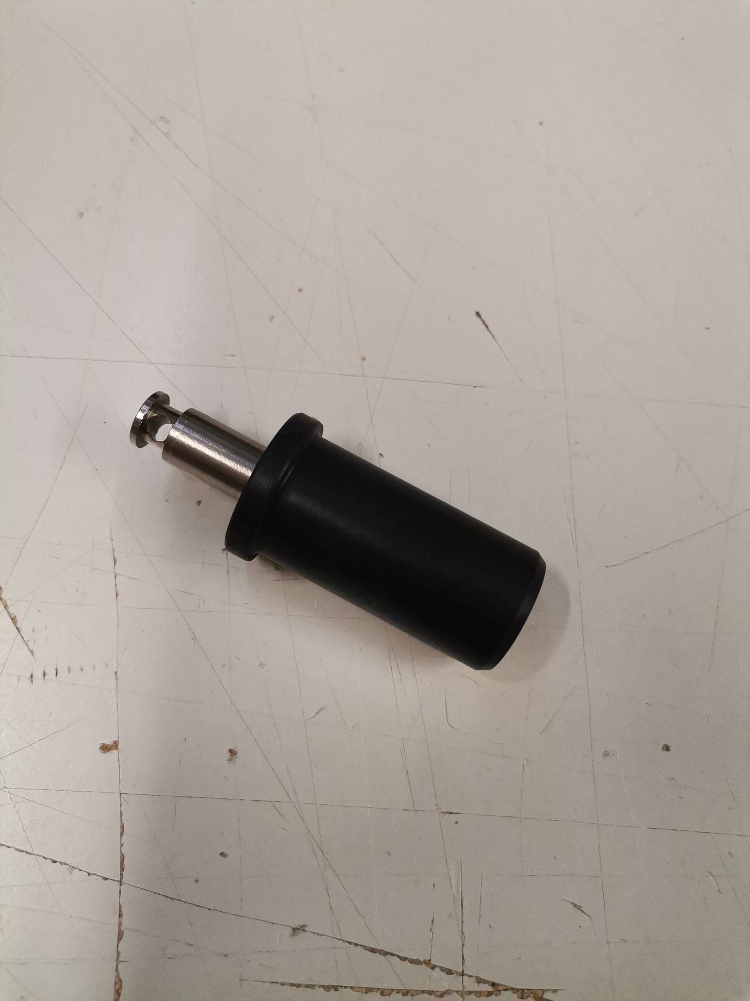 Fix-e Plus Adapter USM Haller / Kitos - zur Befestigung von Lifto an "USM Haller Tisch Plus/Access/Advanced" und "USM Kitos E Plus/Adv." Belux EINZELSTÜCK
