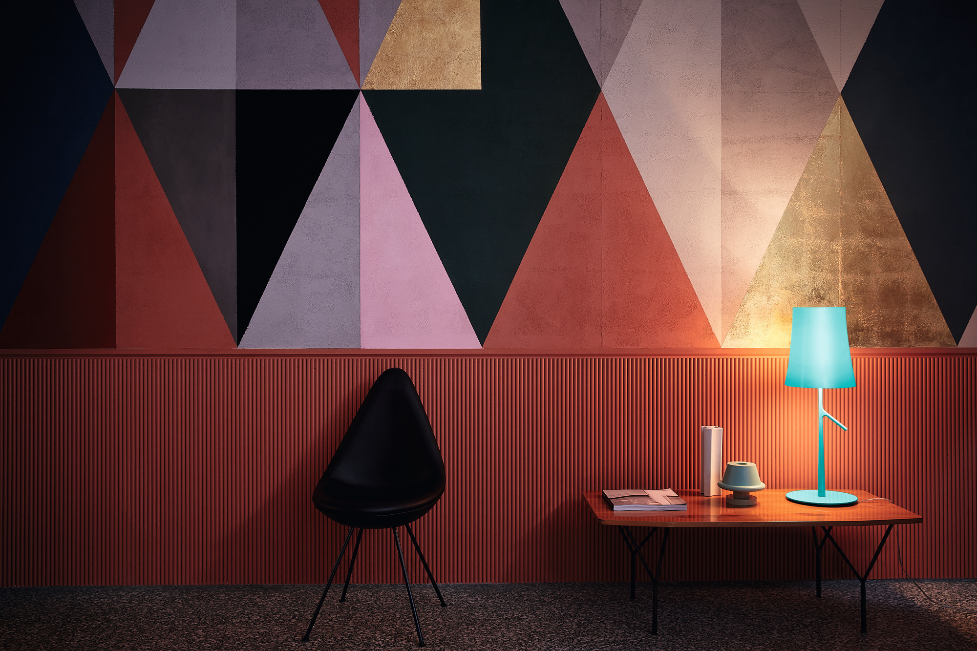 Birdie Grande LED Tischleuchte Foscarini  Graphit