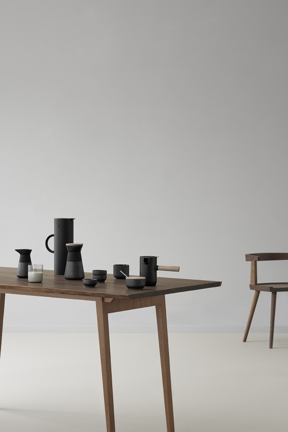 Theo Teebecher mit Untersetzer Schwarz Stelton EINZELSTÜCK