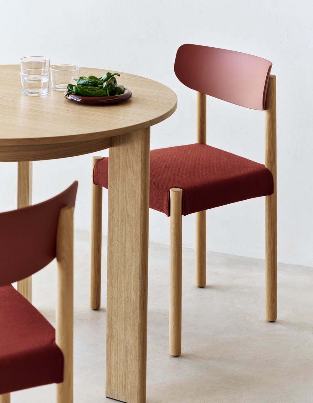 Chisel Round Table Rundtisch Hay