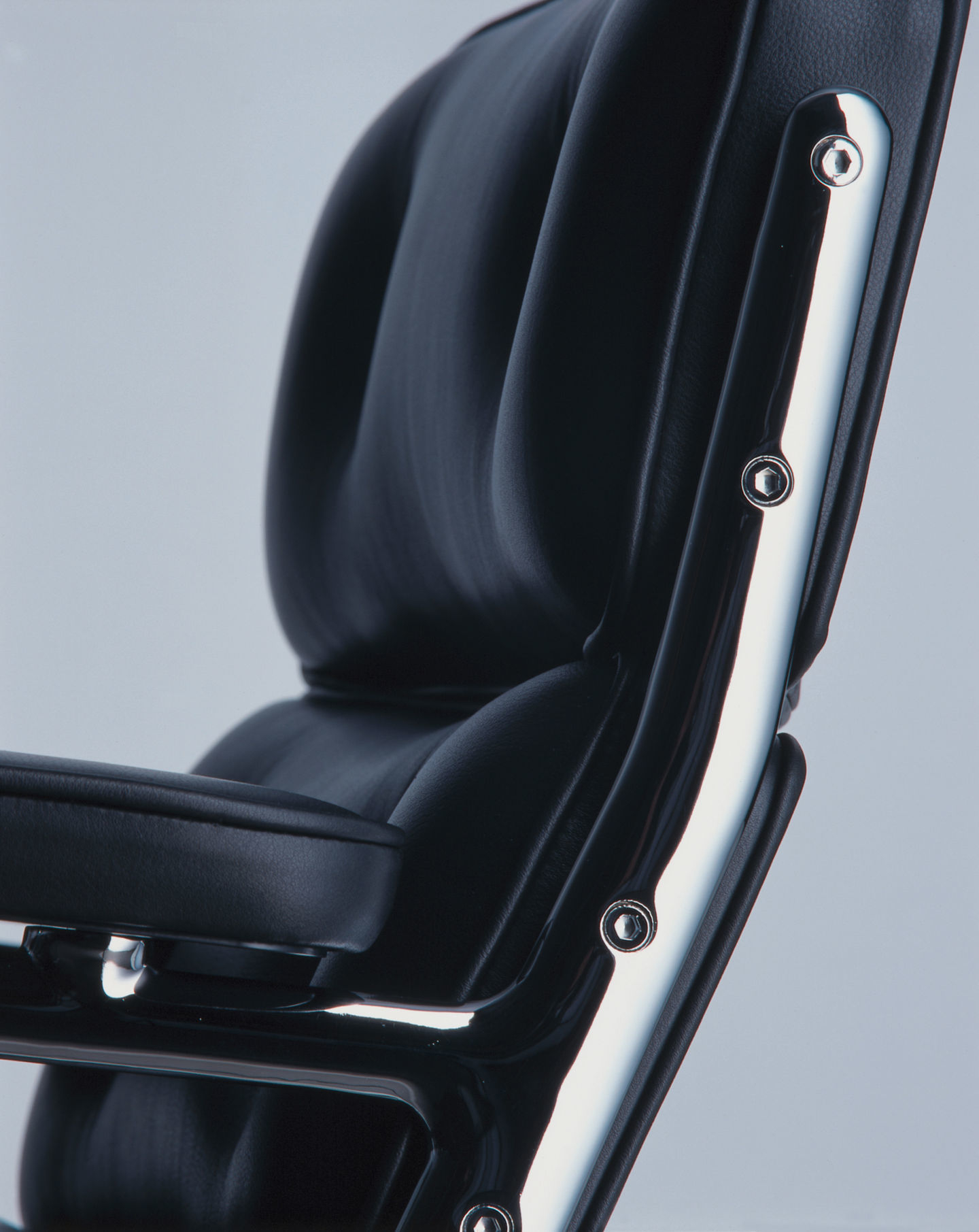 Lobby Chair ES104 / ES 104 Stuhl Vitra