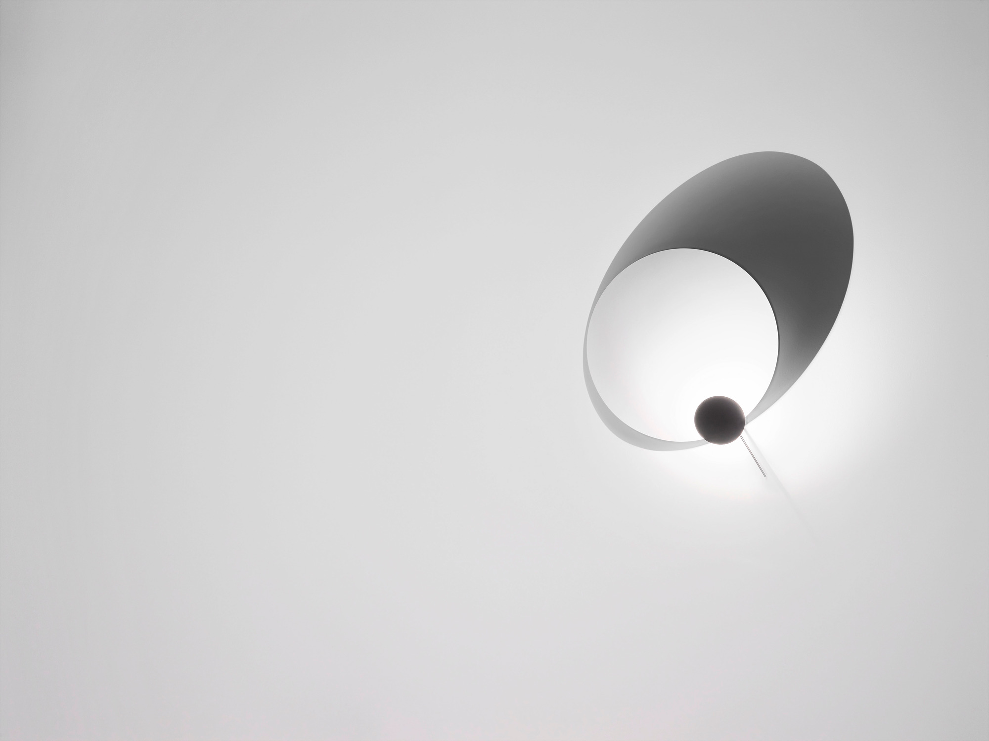 Eclipse Ellipse Wandleuchte Ingo Maurer