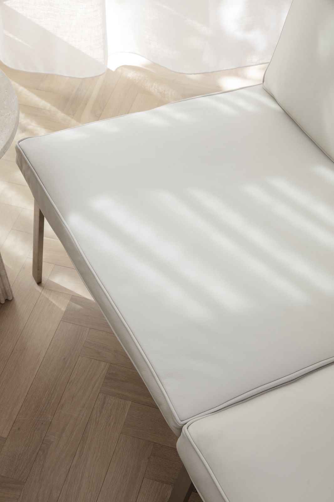 Man Couch Sofa 2-Sitzer NORR11