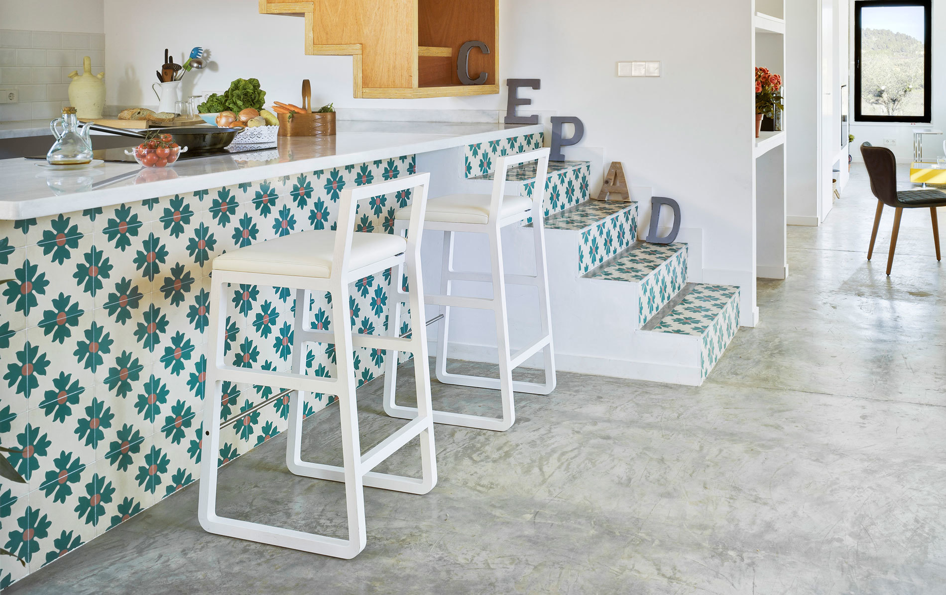 Midori Hocker Weiß Sancal