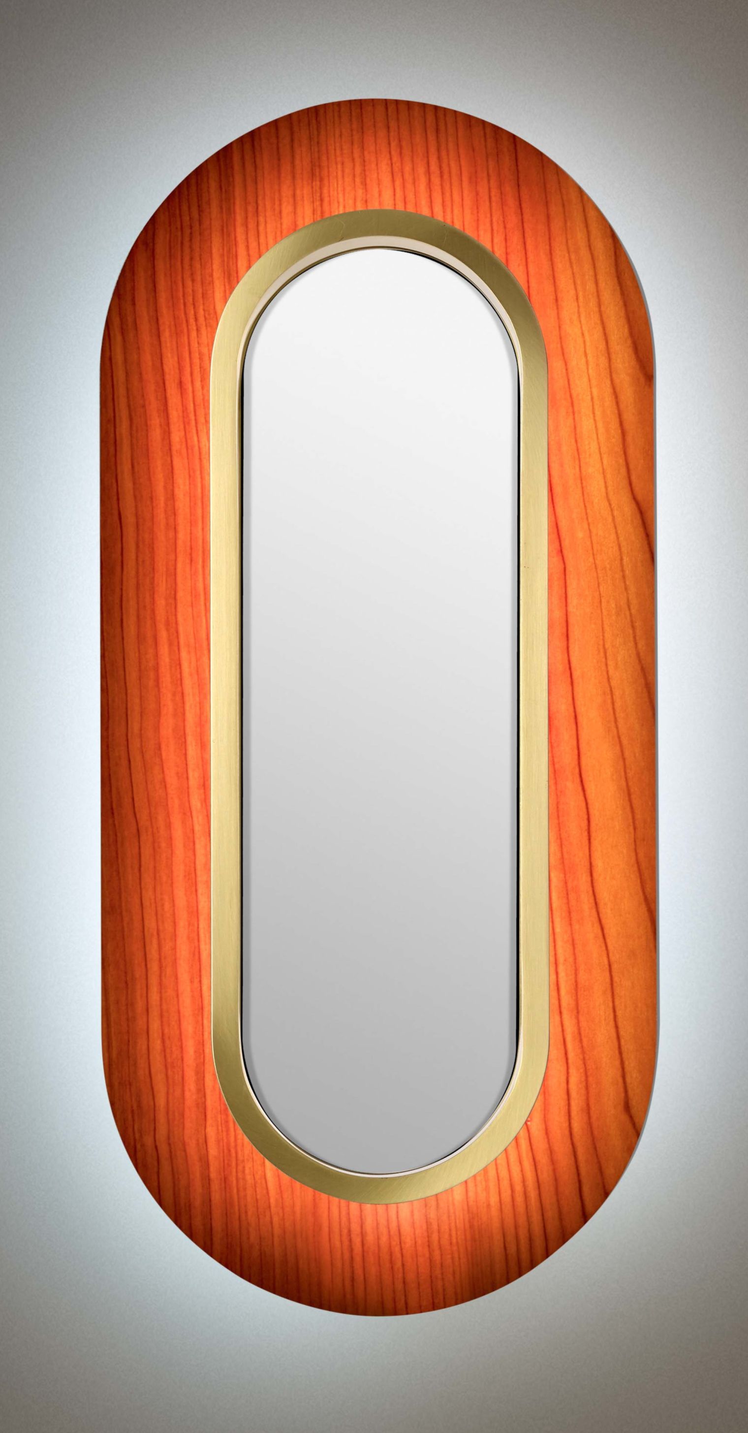 Lens LED Wandleuchte oval Metallring in Gold Kirsch LZF Lamps