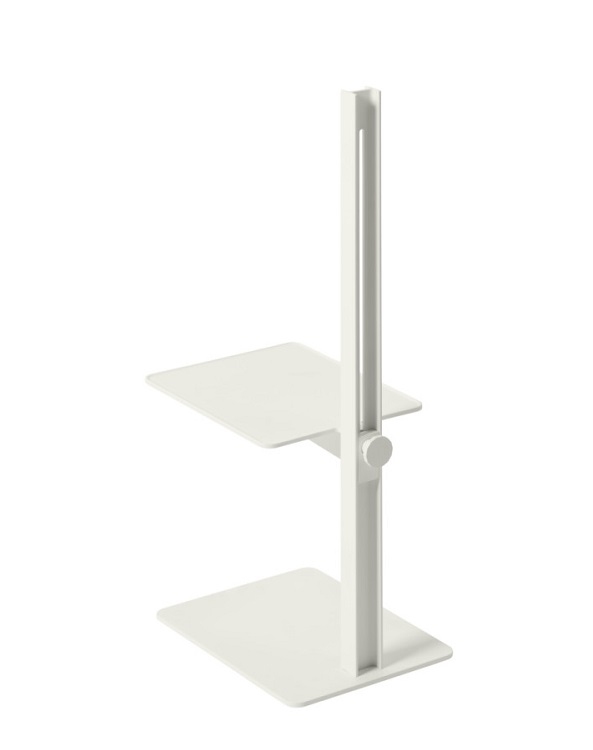 Weißer Museum Sidetable Beistelltisch von String Furniture, höhenverstellbar, mit zwei Ablageflächen.