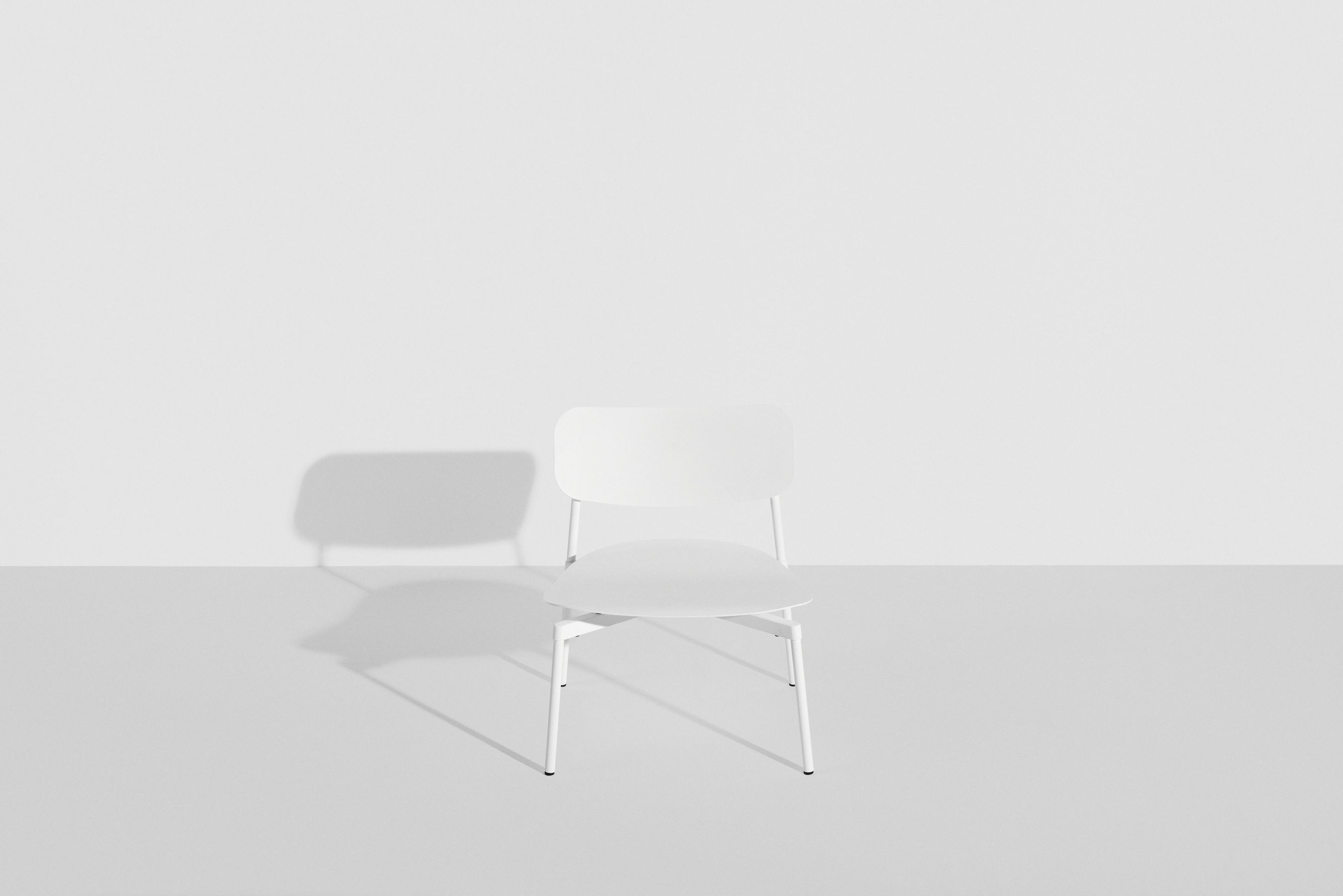 Fromme Lounge Chair Sessel Petite Friture Weiß Fromme Lounge Chair Sessel Petite Friture Weiß