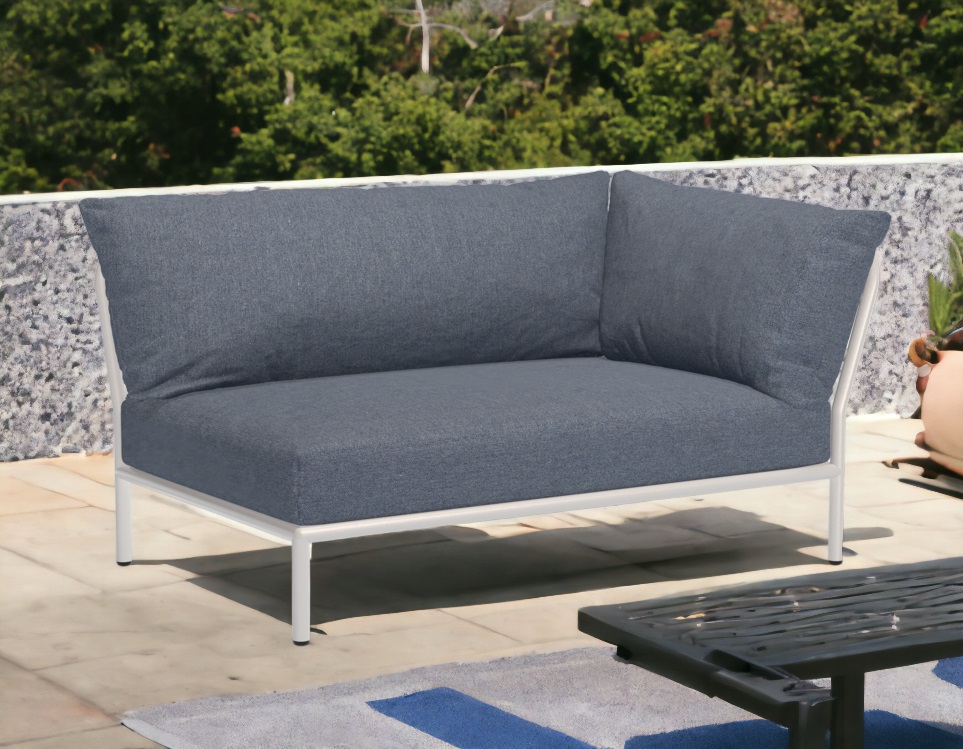 Level 2 Outdoor Sofa Houe