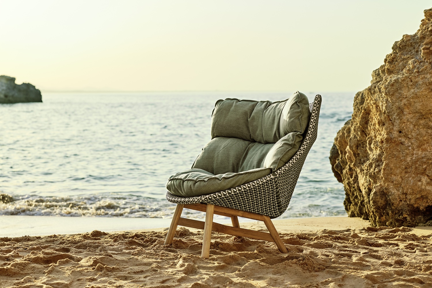 Mbrace Outdoor Wing chair Hochlehner Dedon