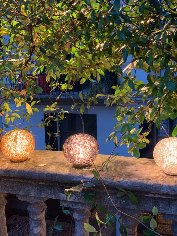 Mini Planet LED Akku Tischleuchte Kartell Durchgefäbt gelb