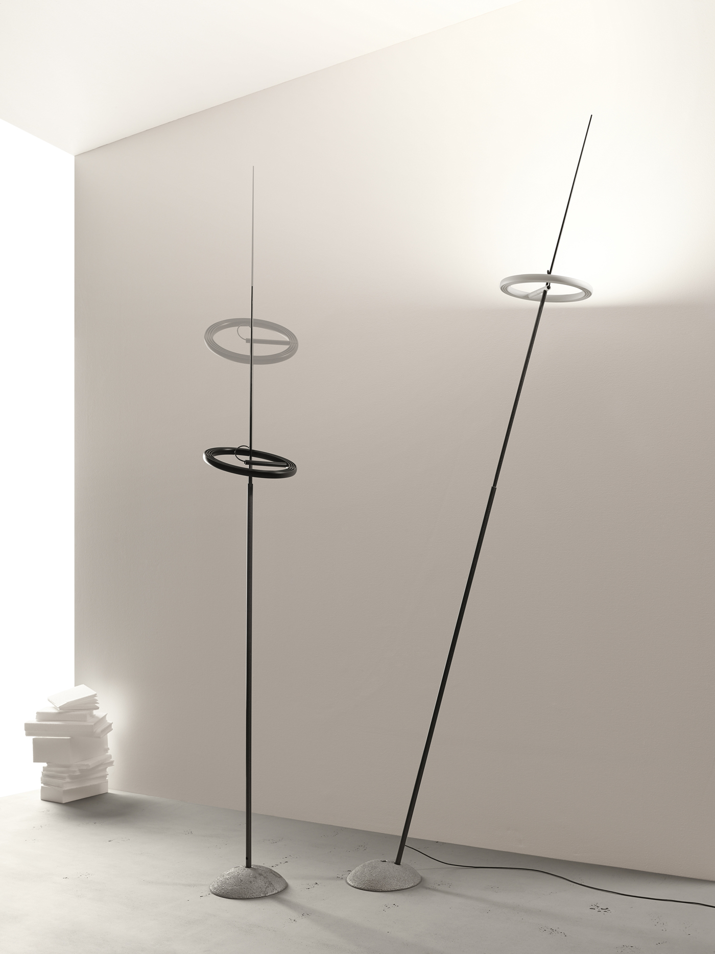 Ringelpiez Stehlampe Schwarz Ingo Maurer