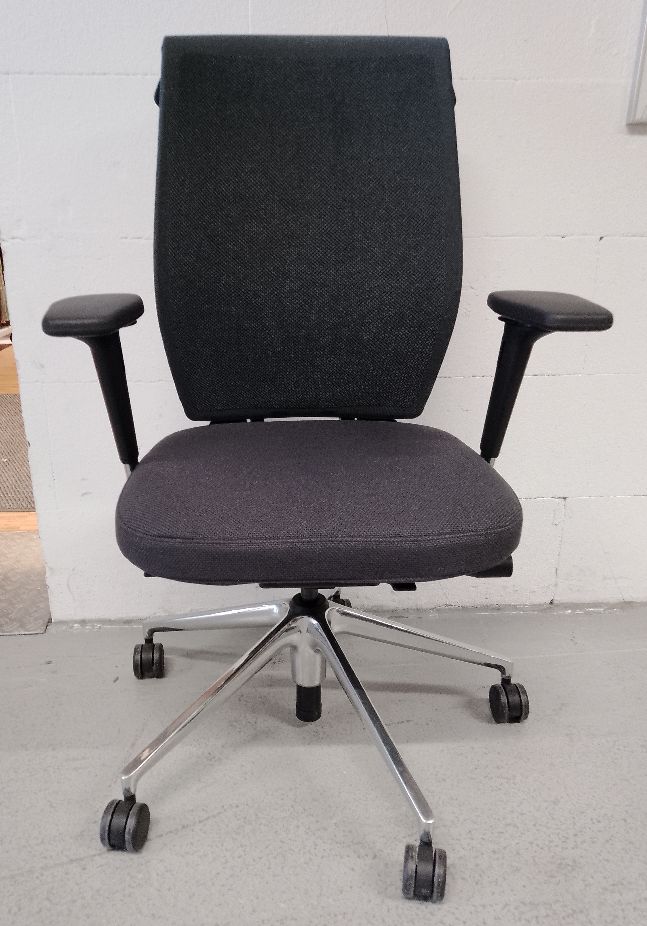 ID Cloud Bürodrehstuhl Vitra AUSSTELLUNGSSTÜCK / GEBRAUCHTMÖBEL