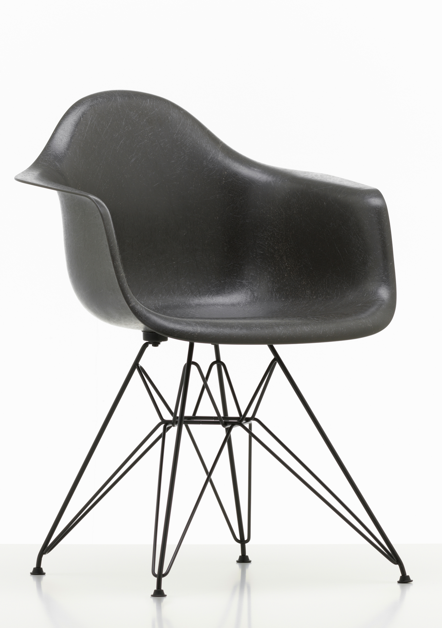 Eames Fiberglass Arm Chair DAR Stuhl Vitra