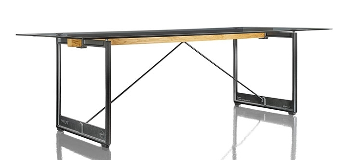 Brut Tisch Magis