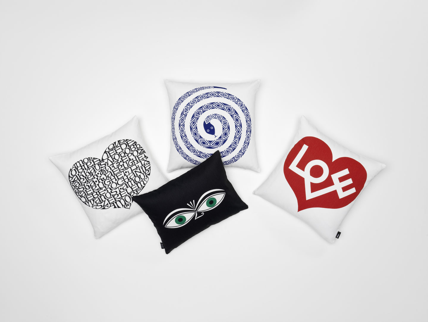 Graphic Print Pillows Kissen Vitra