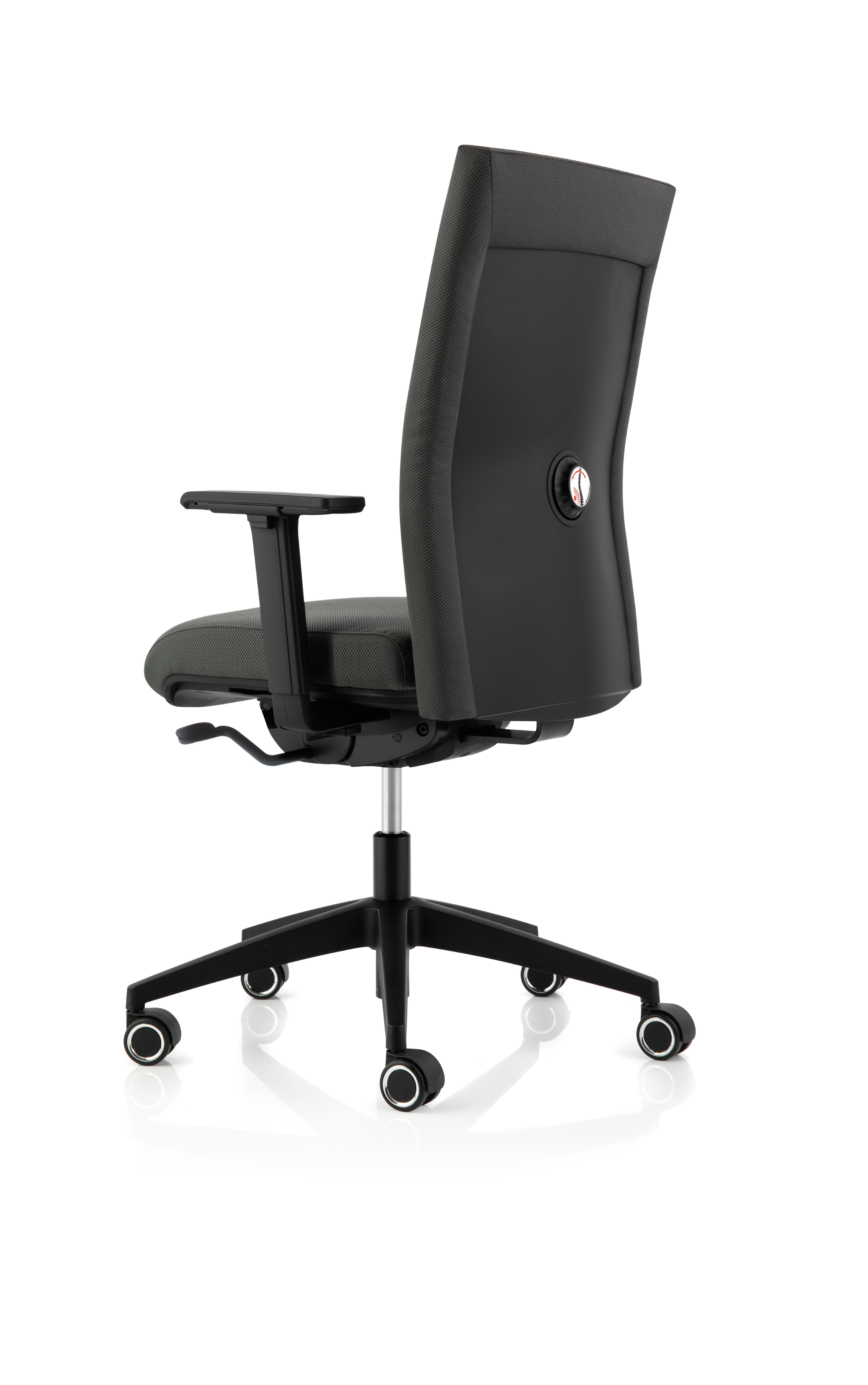 Selleo Edge Bürostuhl von Köhl, ergonomischer Drehstuhl mit Rückenlehne und Armlehnen, Ansicht von hinten.