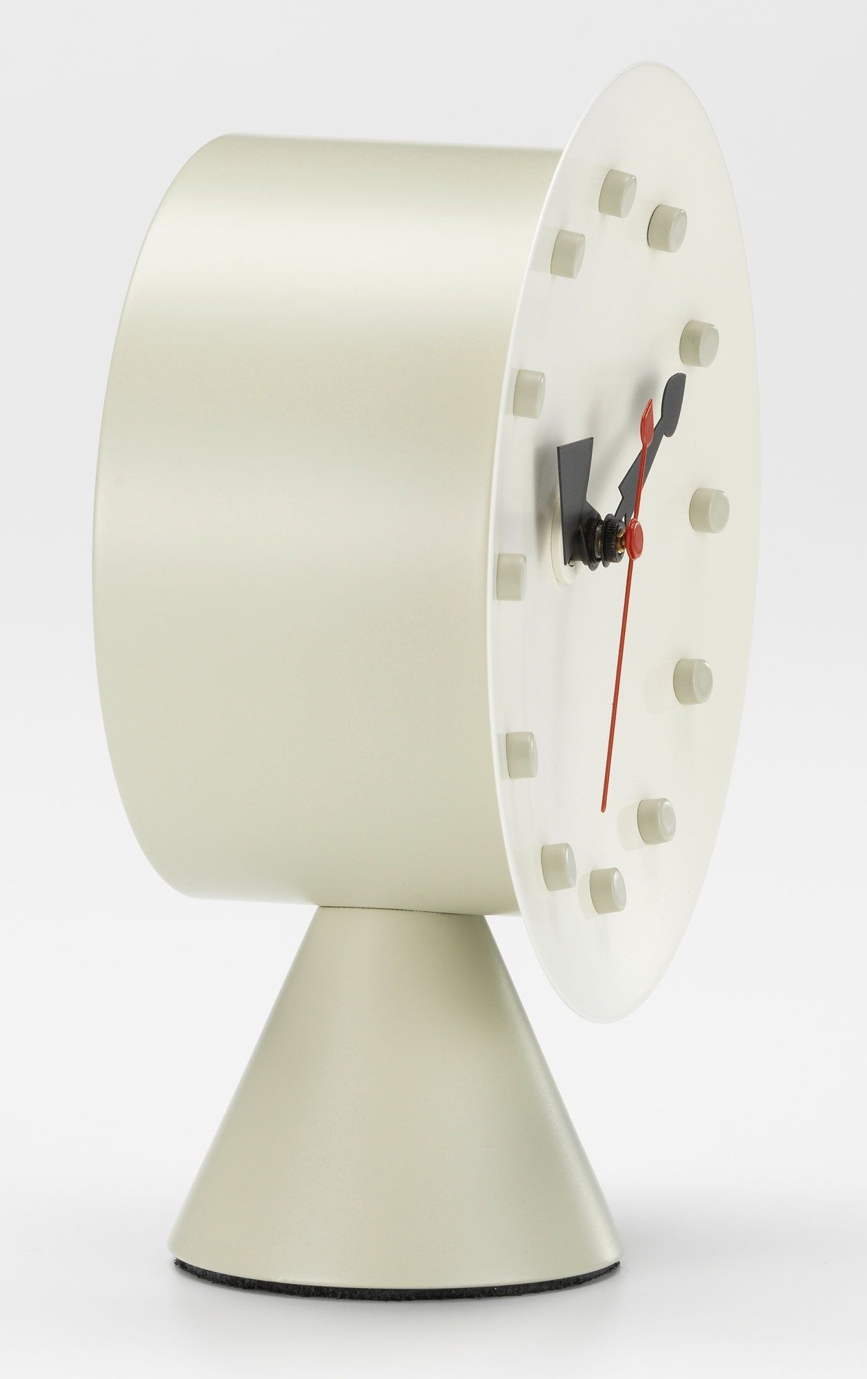 Desk Clocks Cone Base Tischuhr Vitra