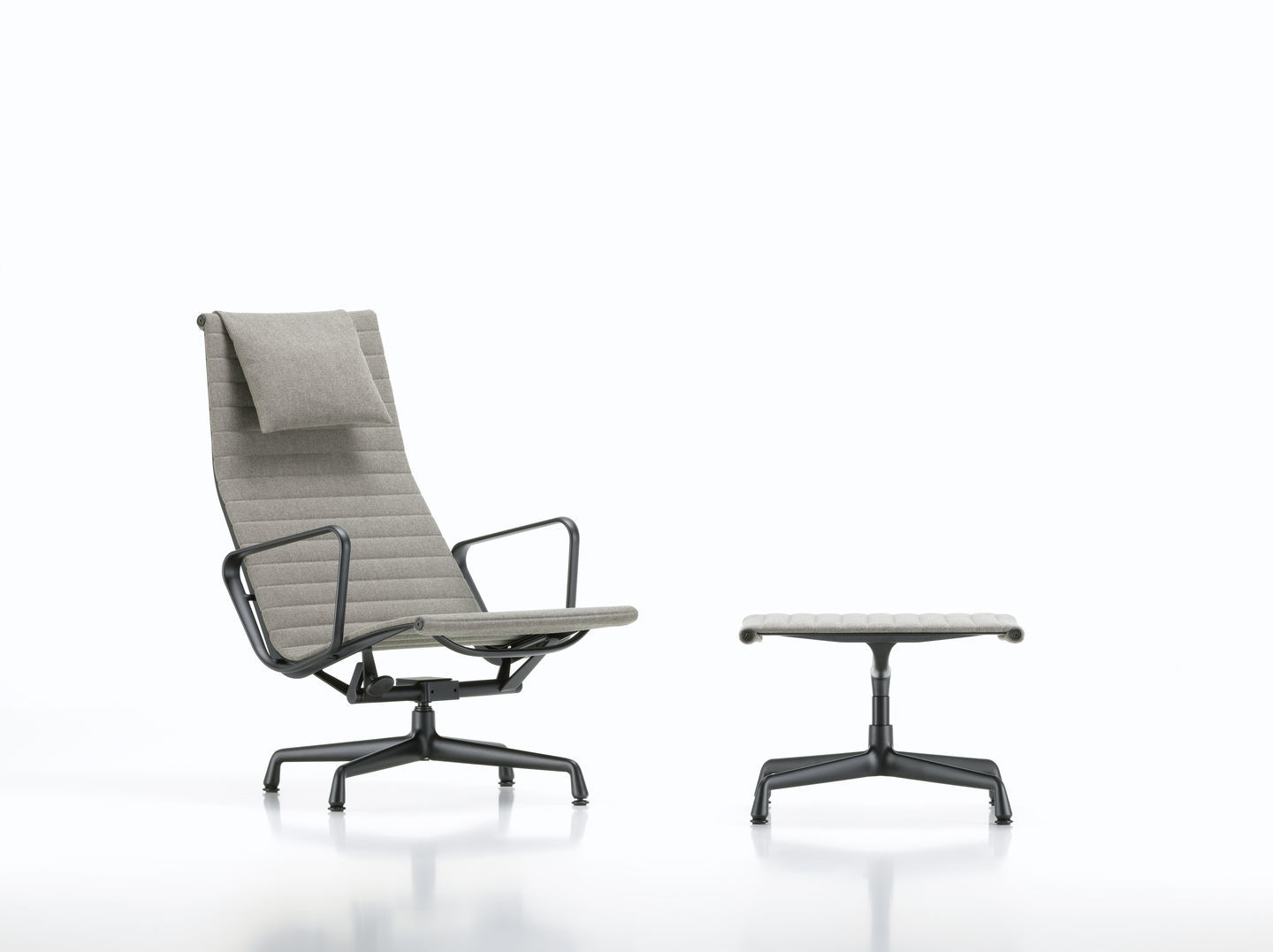 Aluminium Chair EA125 / EA 125 Hocker Vitra