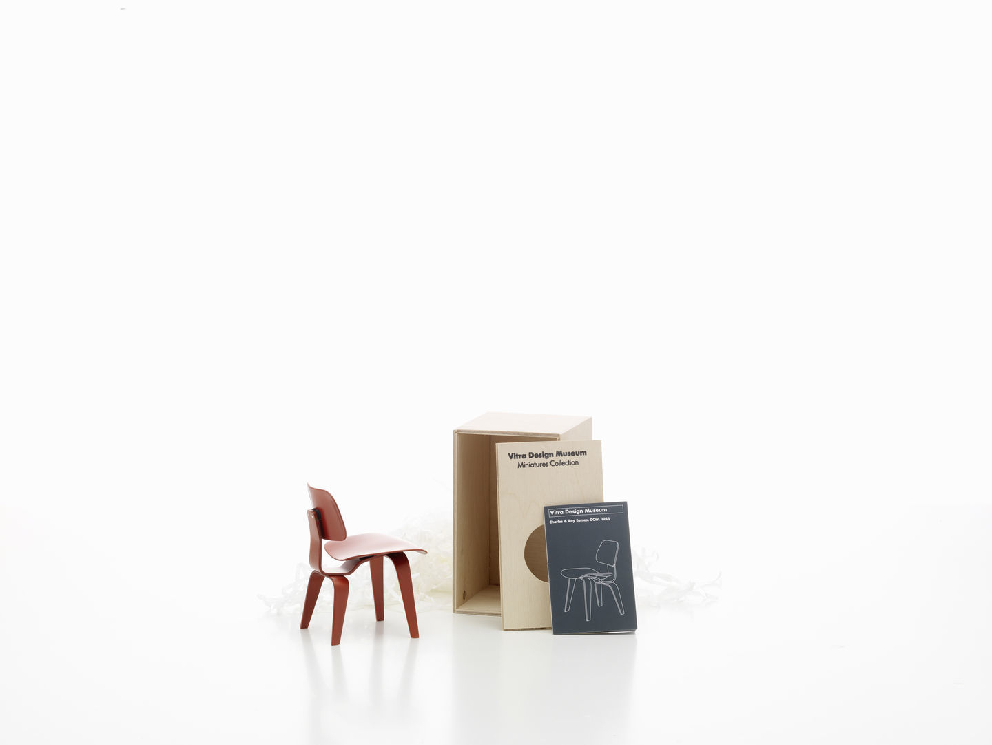 DCW [1945] Miniatur Stuhl Vitra