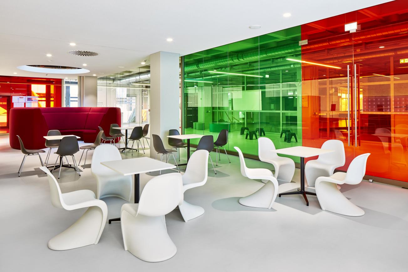 Panton Chair Kunststoff Stuhl Vitra NEUE HÖHE