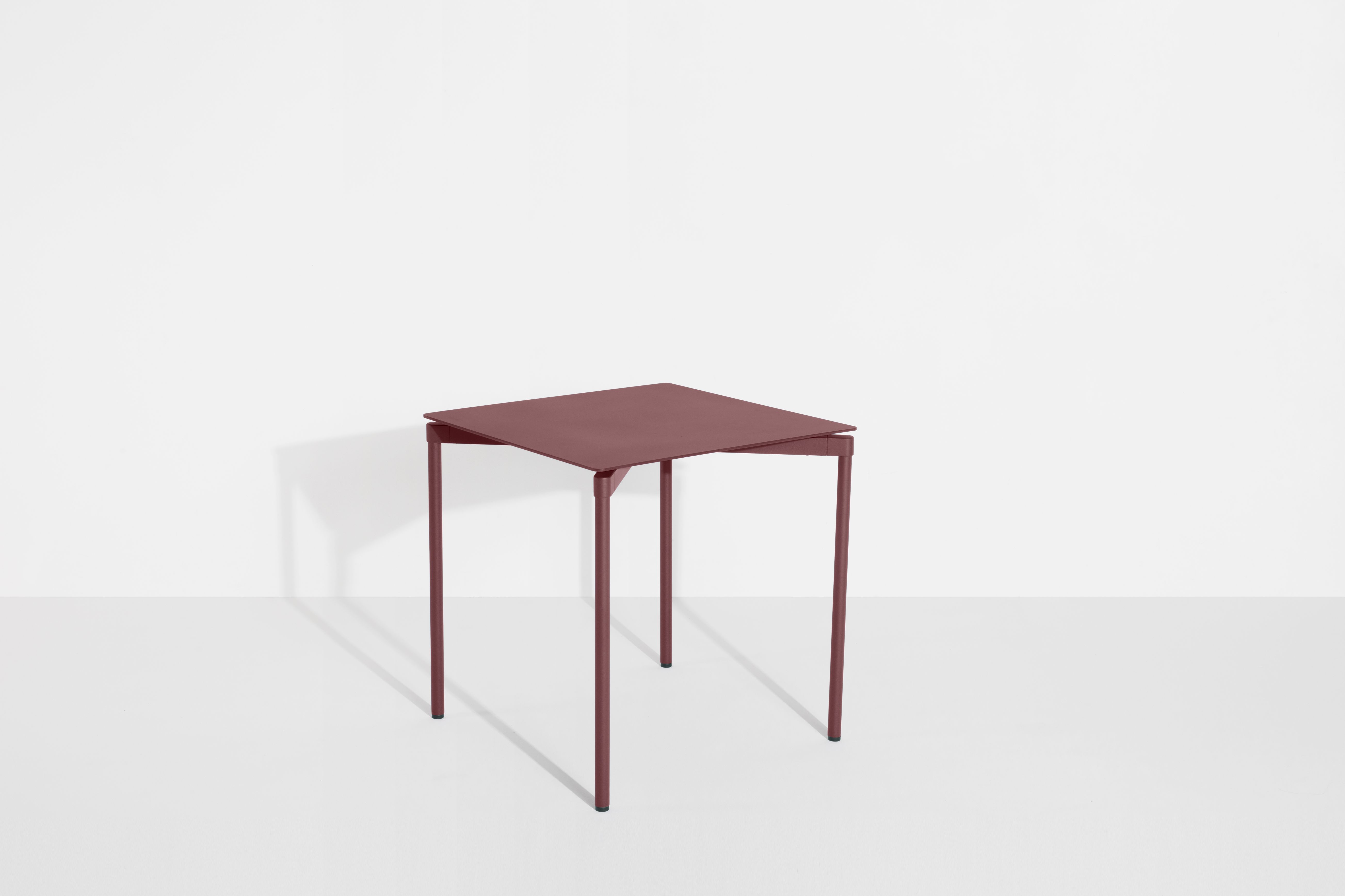 Fromme Dining Table Square Esstisch Quadratisch Petite Friture Braunrot
