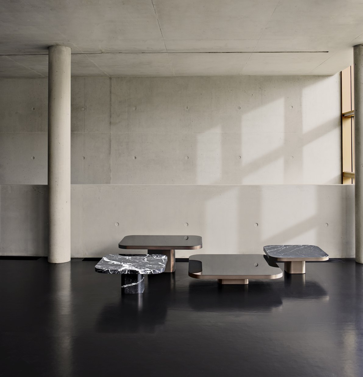 Bow Coffee Table Couchtisch No.1  ClassiCon 