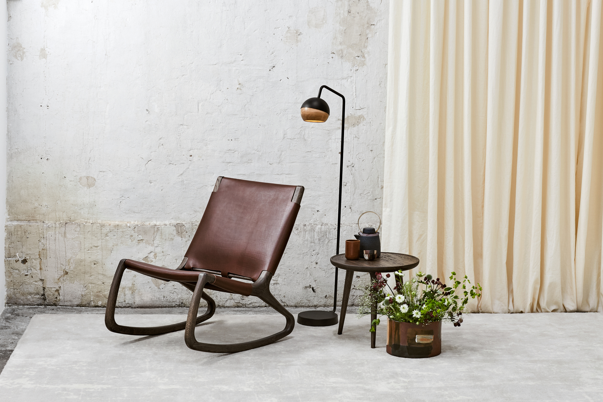 Rocker Schaukelstuhl Harness Leder Mater