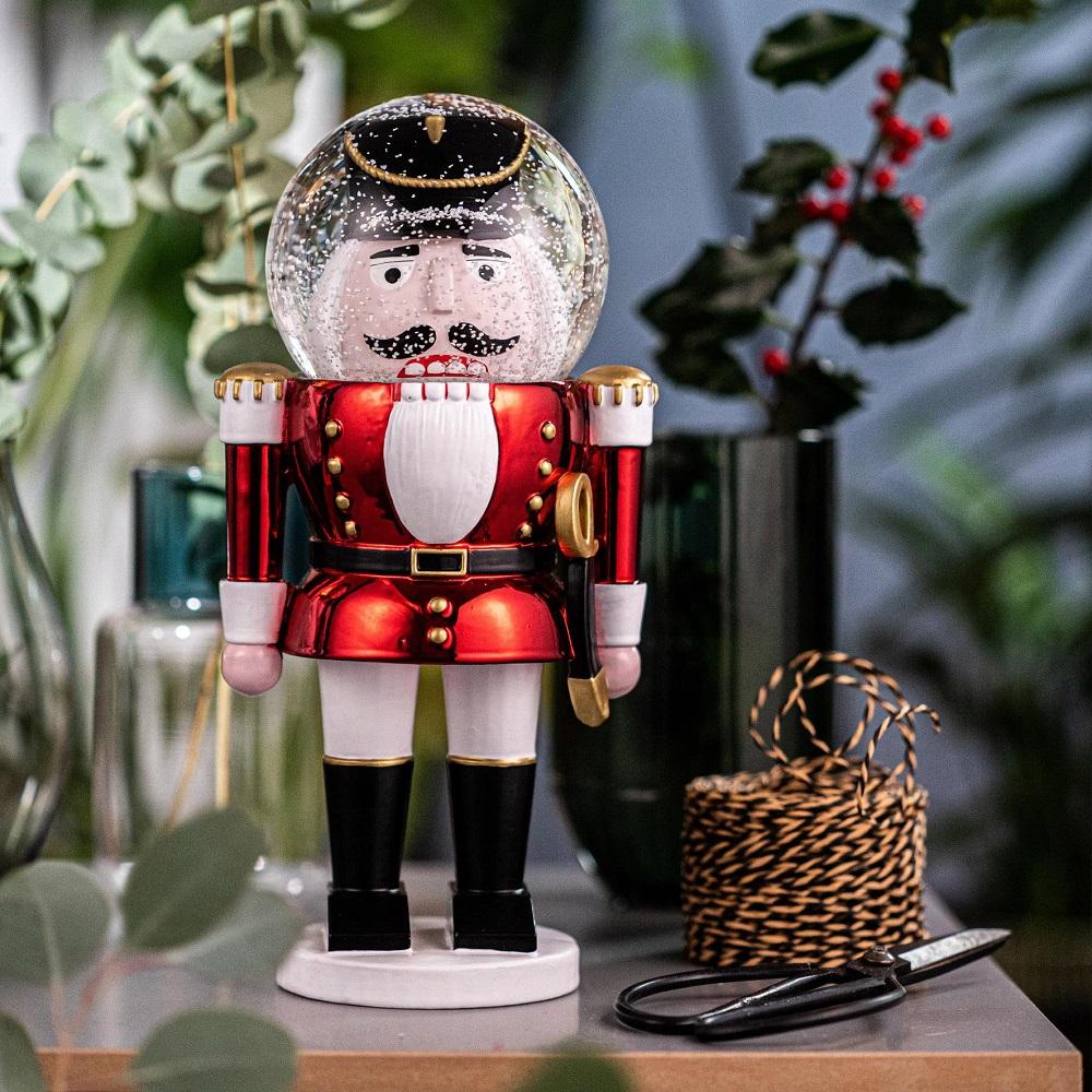 Summerglobe The Giant Nutcracker Nussknacker Schneekugel Donkey EINZELSTÜCK