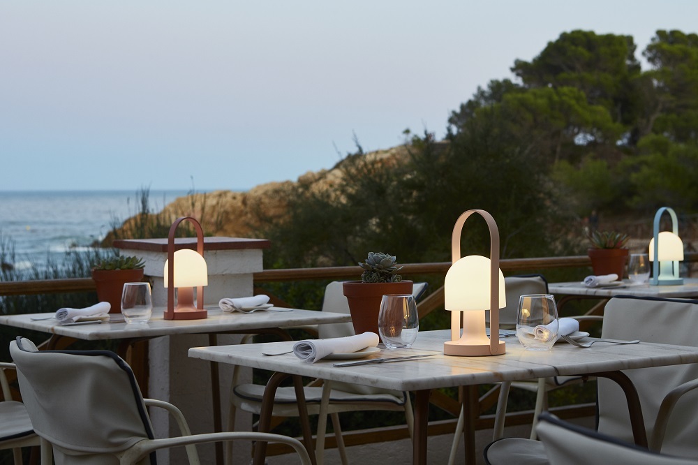 FollowMe Color LED Akkuleuchte / Tischleuchte TERRAKOTTA marset EINZELSTÜCK 