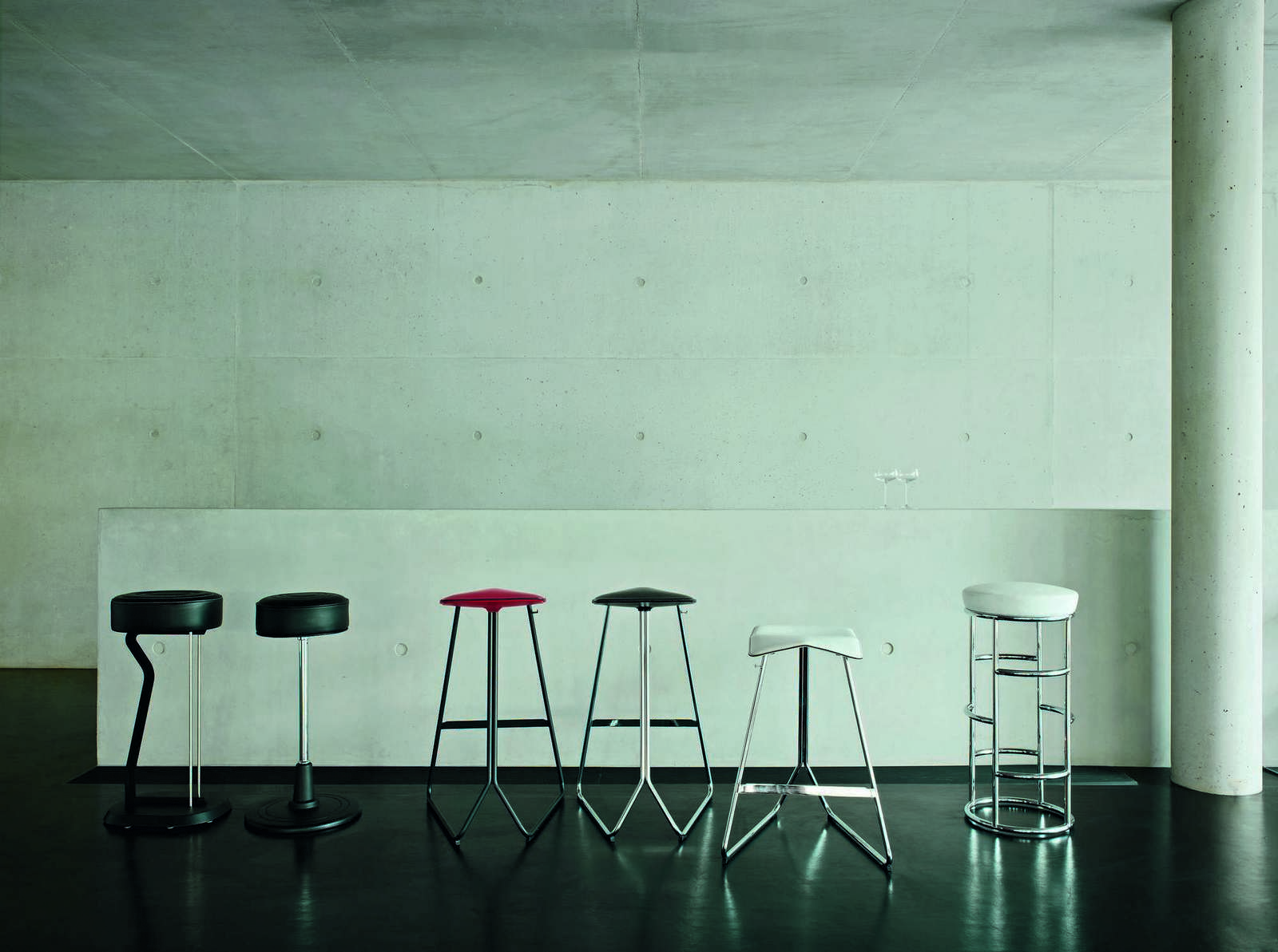 Bar Stool No. 1 Barhocker ClassiCon - QUICK SHIP