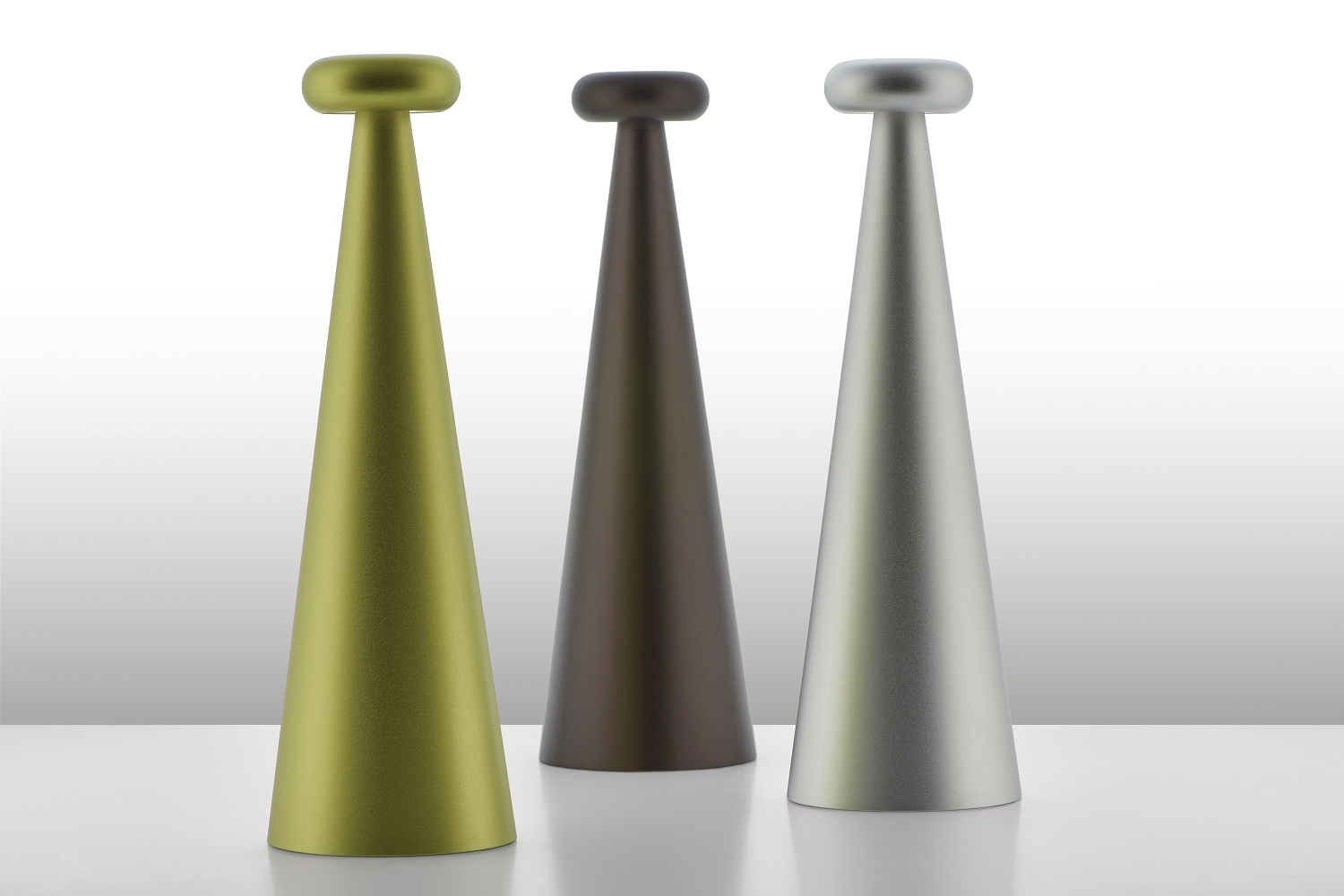 AST02 Bedin Tischleuchte Alessi AST02 Bedin Tischleuchte Alessi