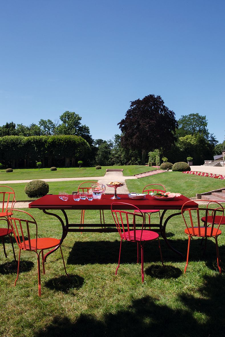 Romane Table Tisch zum Ausziehen 200/300 x 100 cm Outdoor Fermob
