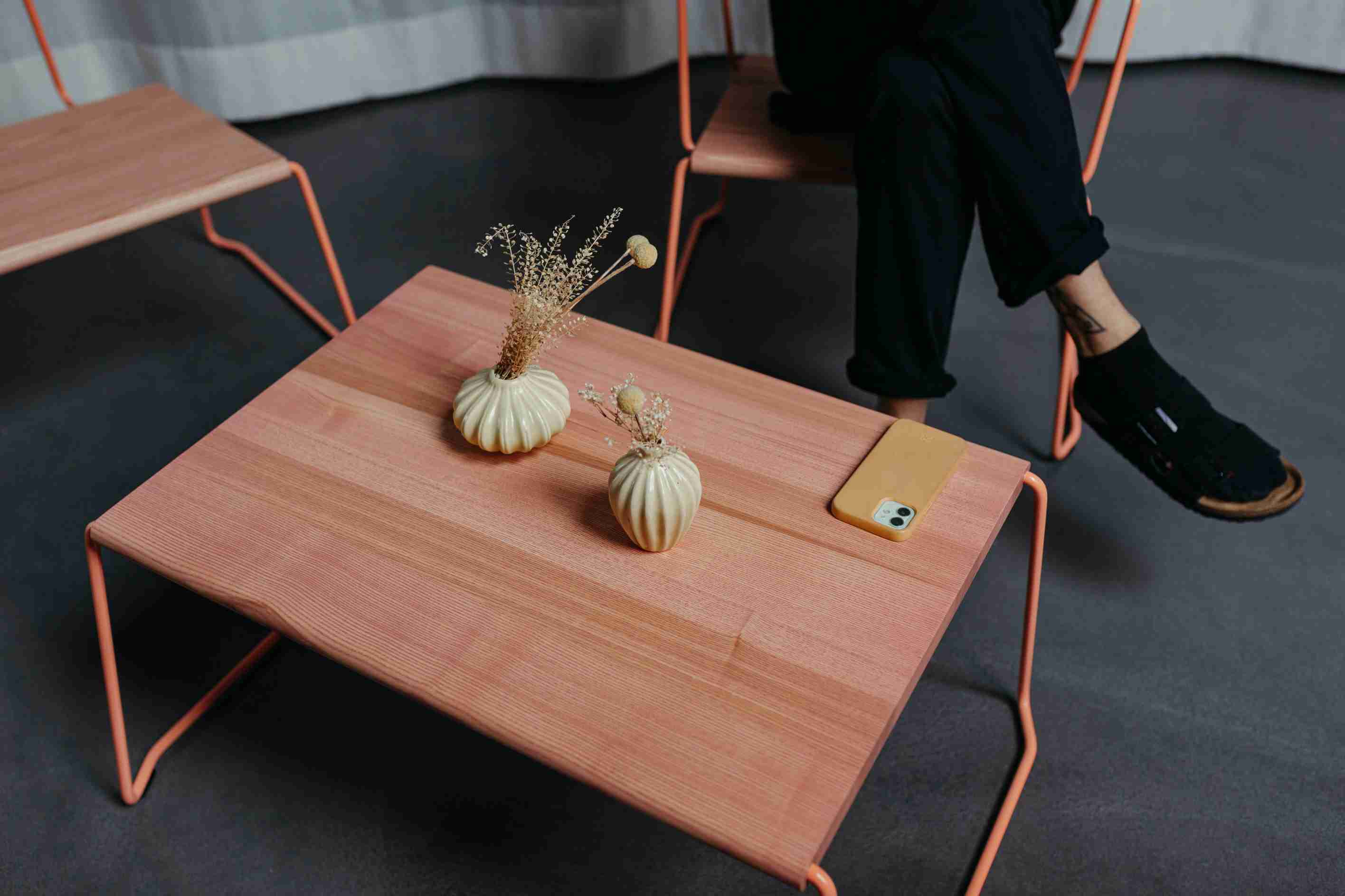 D:009 Coffeetable Kohleschwarz Fuchs & Habicht