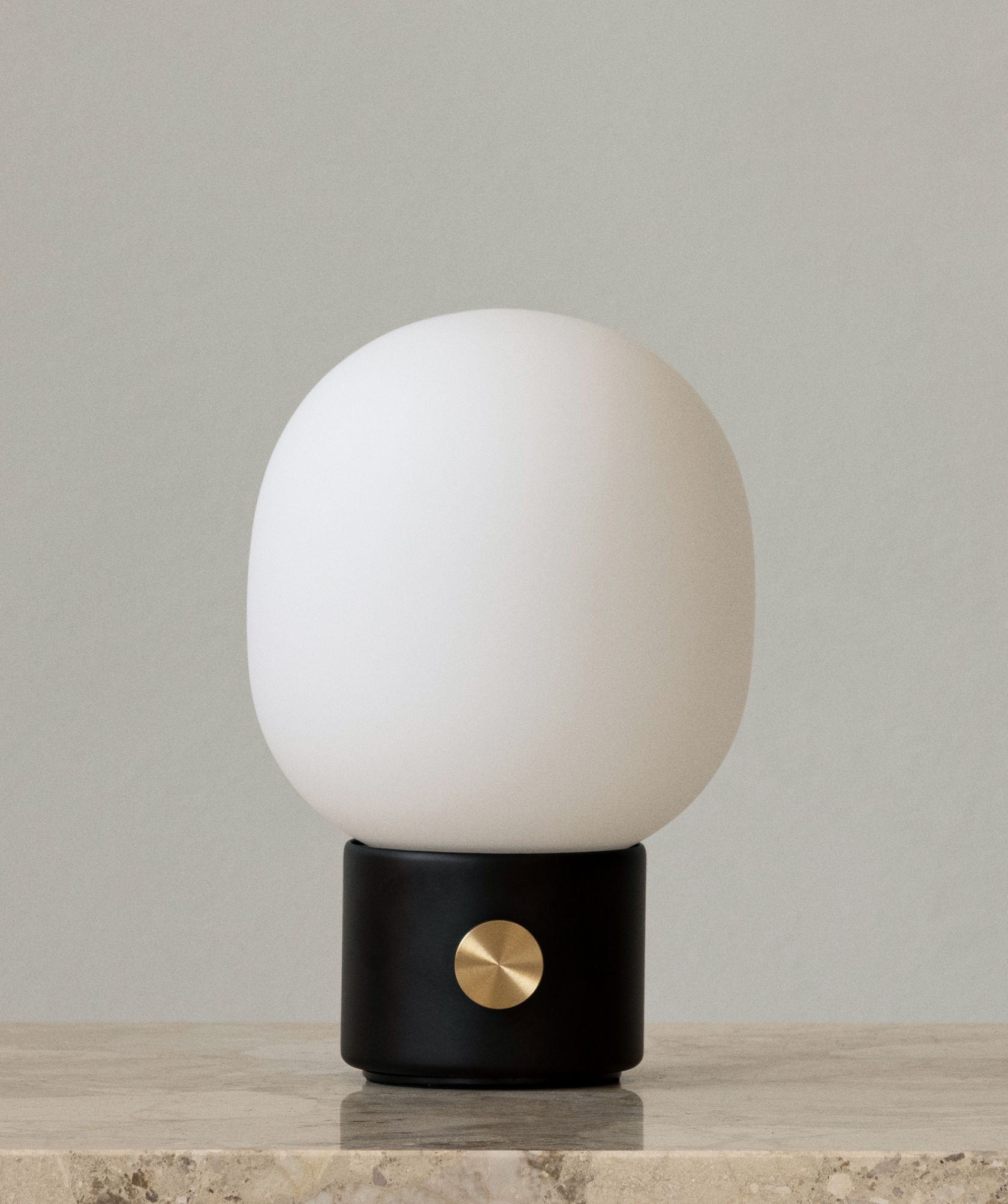 JWDA Tischleuchte Akkuleuchte SCHWARZ Audo EINZELSTÜCK