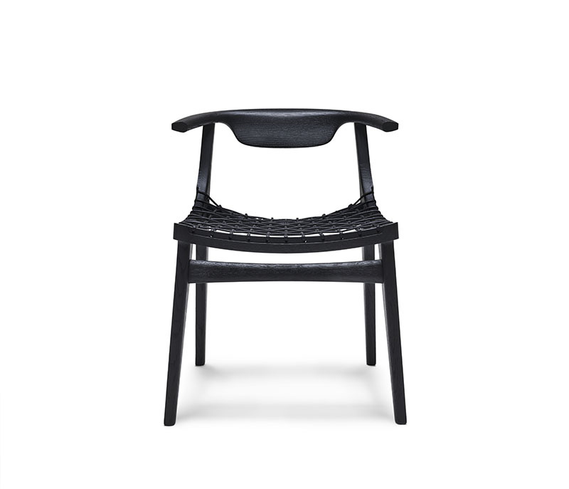 Klismos Sessel mit Holzrückenlehne und Filzgleiter Knoll International