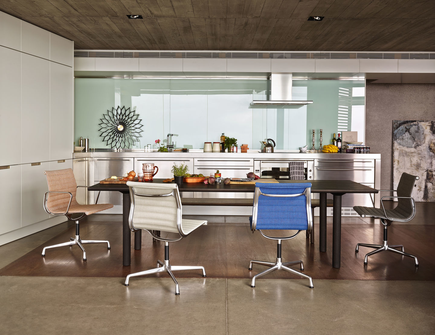 Aluminium Chair EA 101 / EA101 Stuhl Vitra