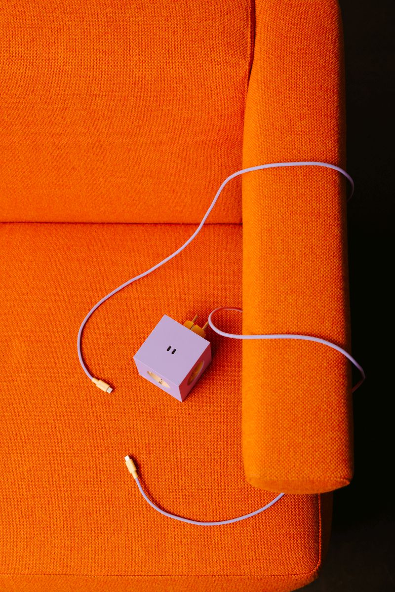 Square 2 - Avolt x Bauhaus Archiv Steckdosenwürfel limitierte Edition Gecko Bloom dfp Design