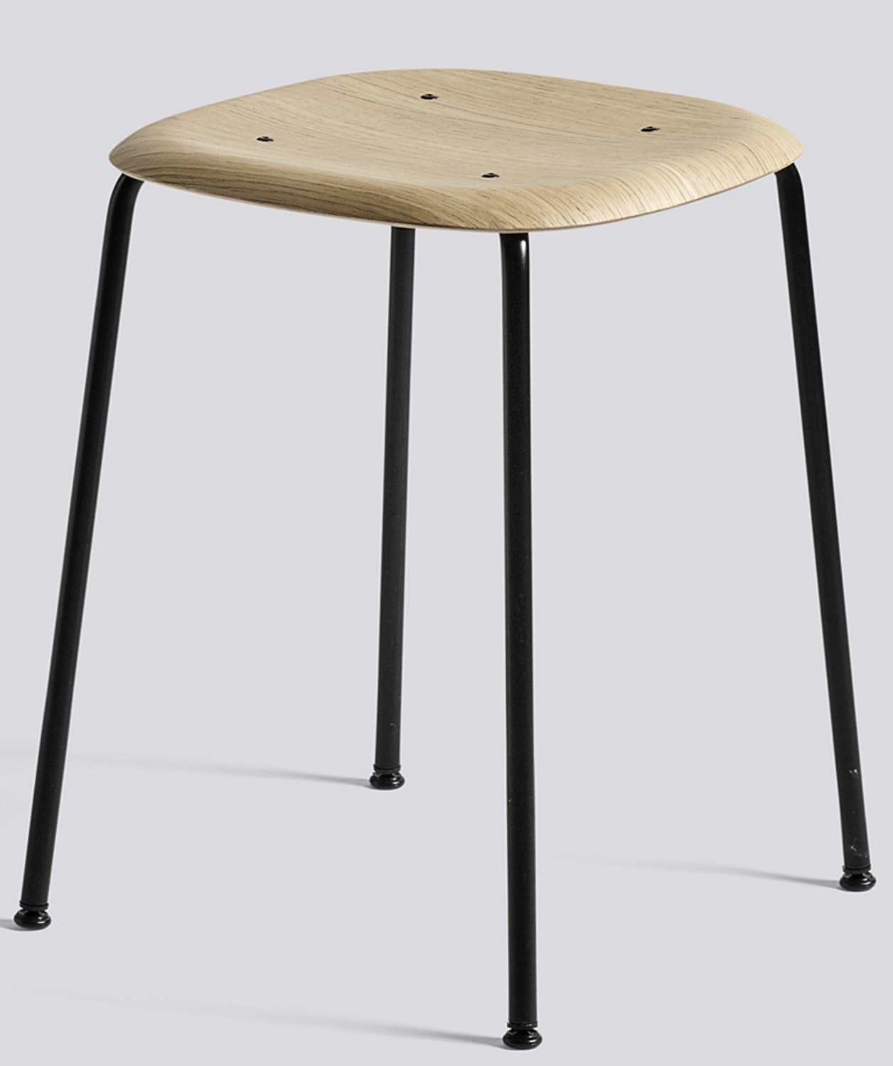 Soft Edge 70 Stool Hocker Hay-schwarz / Eiche wasserbasierter lack Soft Edge 70 Stool Hocker Hay-schwarz / Eiche wasserbasierter lack