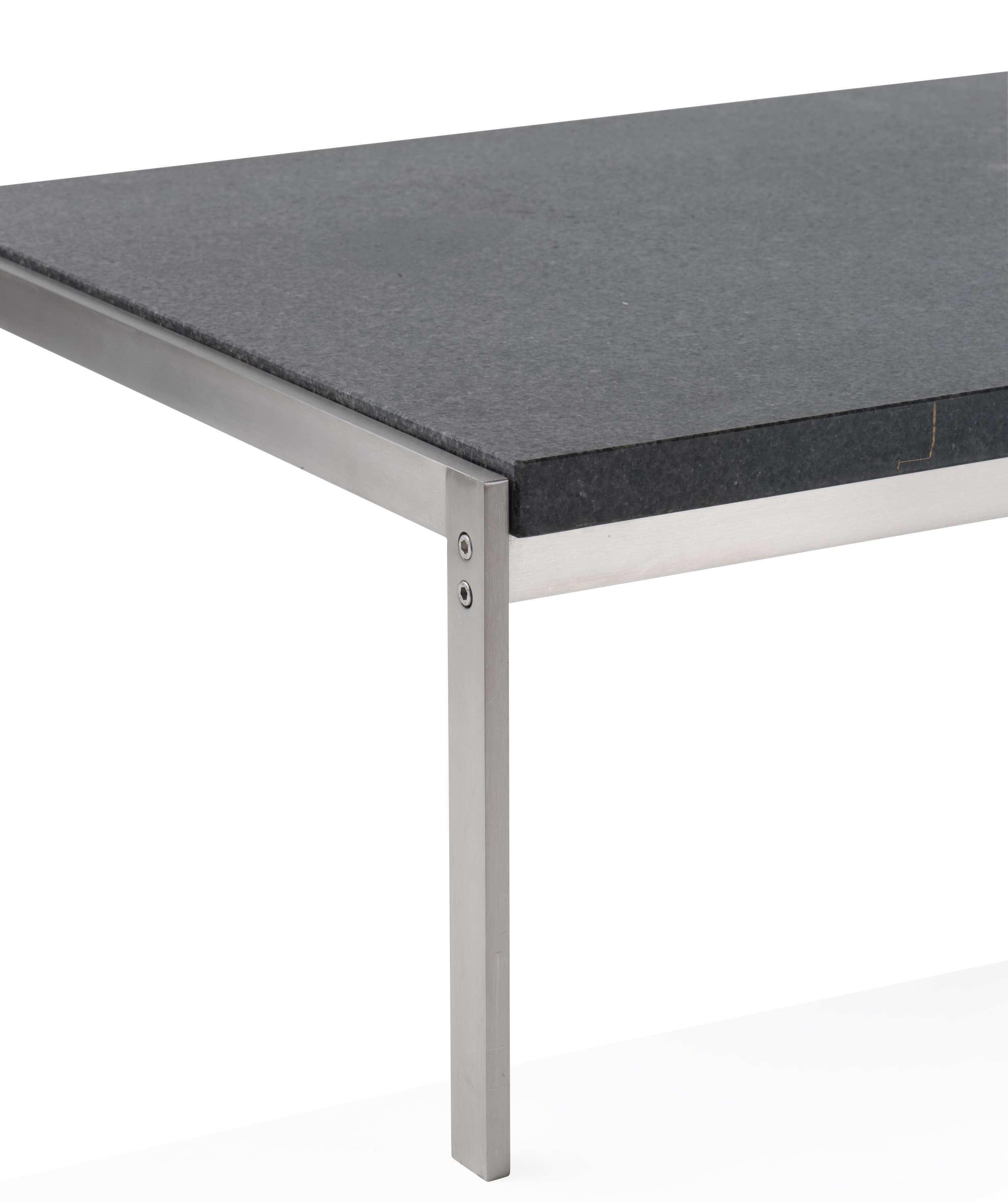 PK62 / PK 62 Couchtisch Fritz Hansen