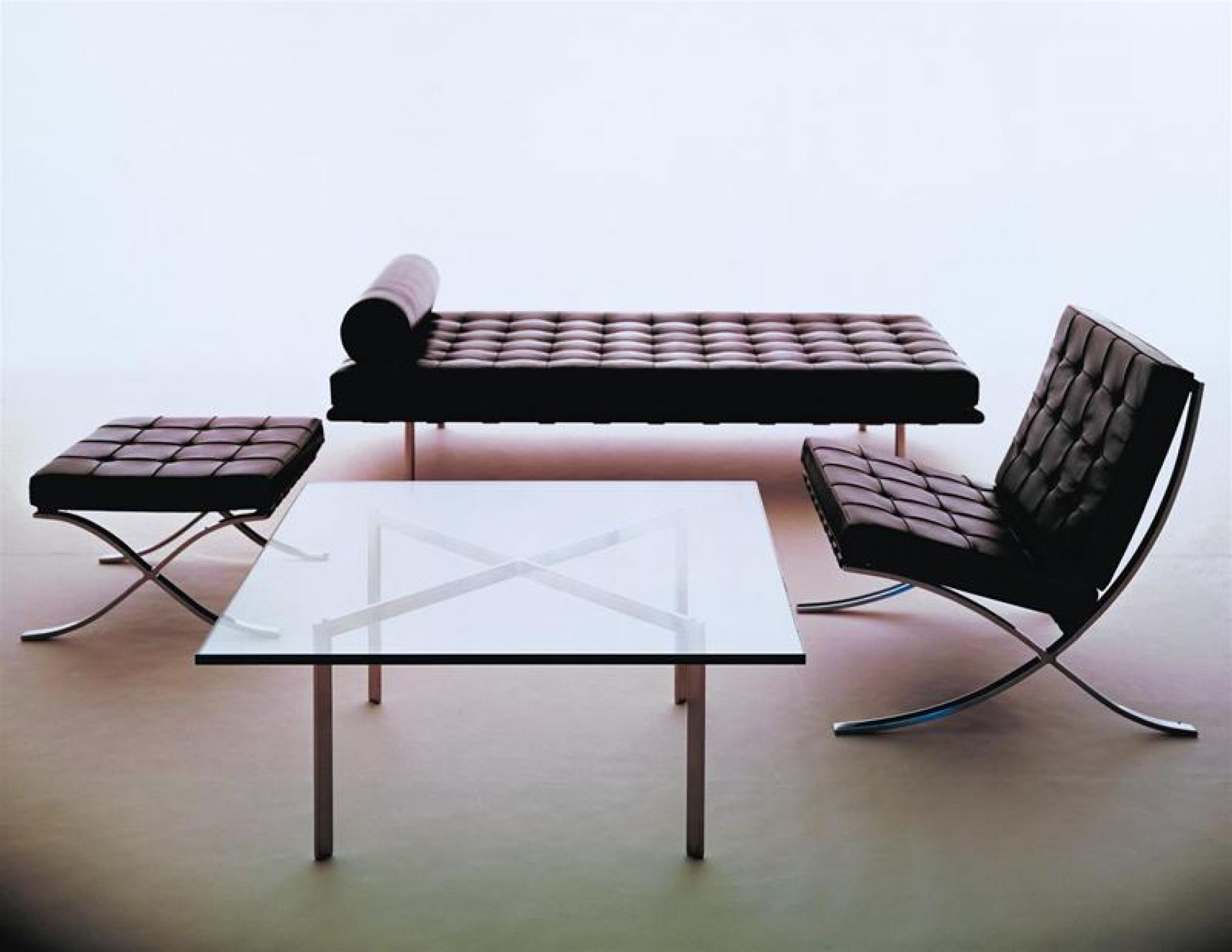 Barcelona Liege Knoll International