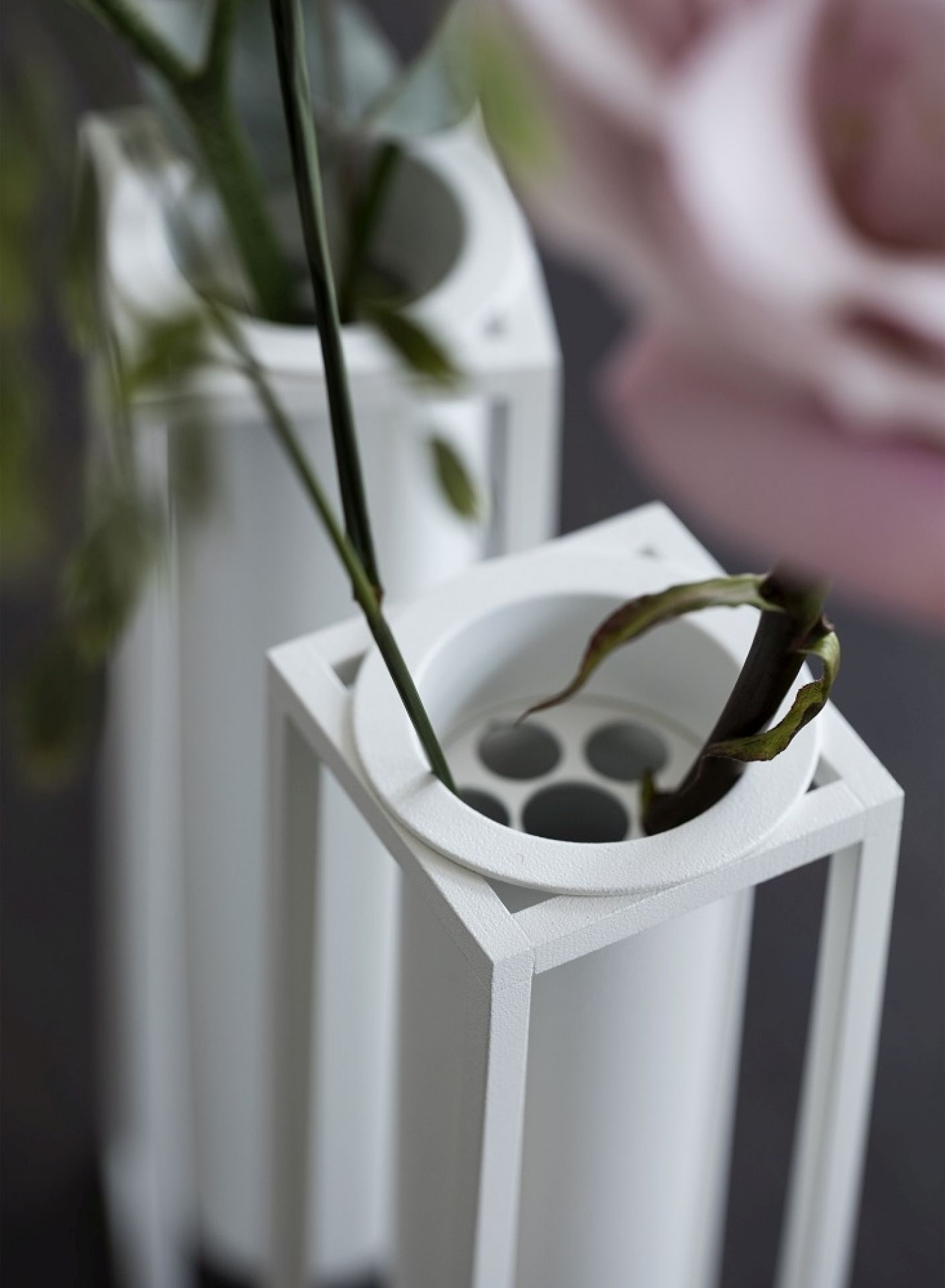 Kubus Vase Flora by Lassen Kubus Vase Flora by Lassen