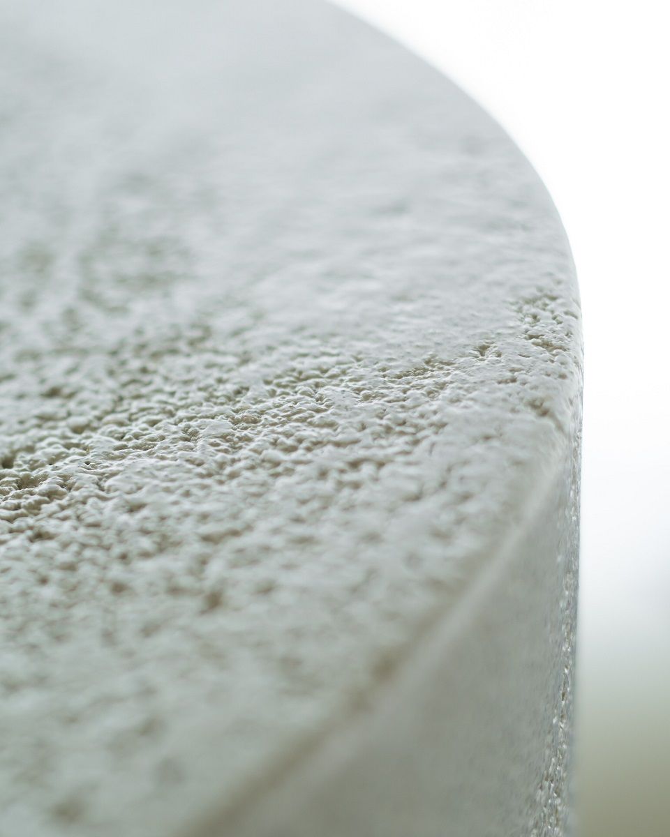 Elements Couchtisch Microcement Off White Rund Ethnicraft