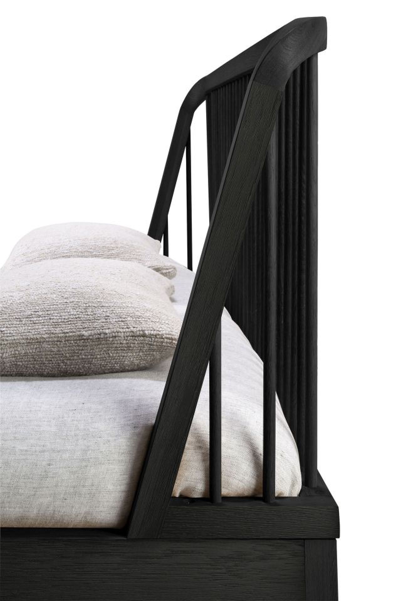 Spindle Bett Eiche Schwarz Ethnicraft